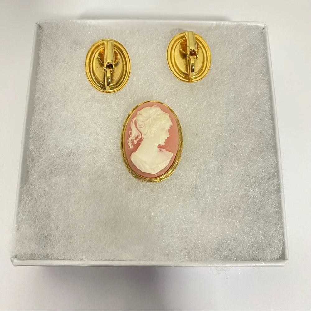 Cameo Brooch & Clip On Earrings Set Pink Ivory & Gold Tones Vintage Jewelry